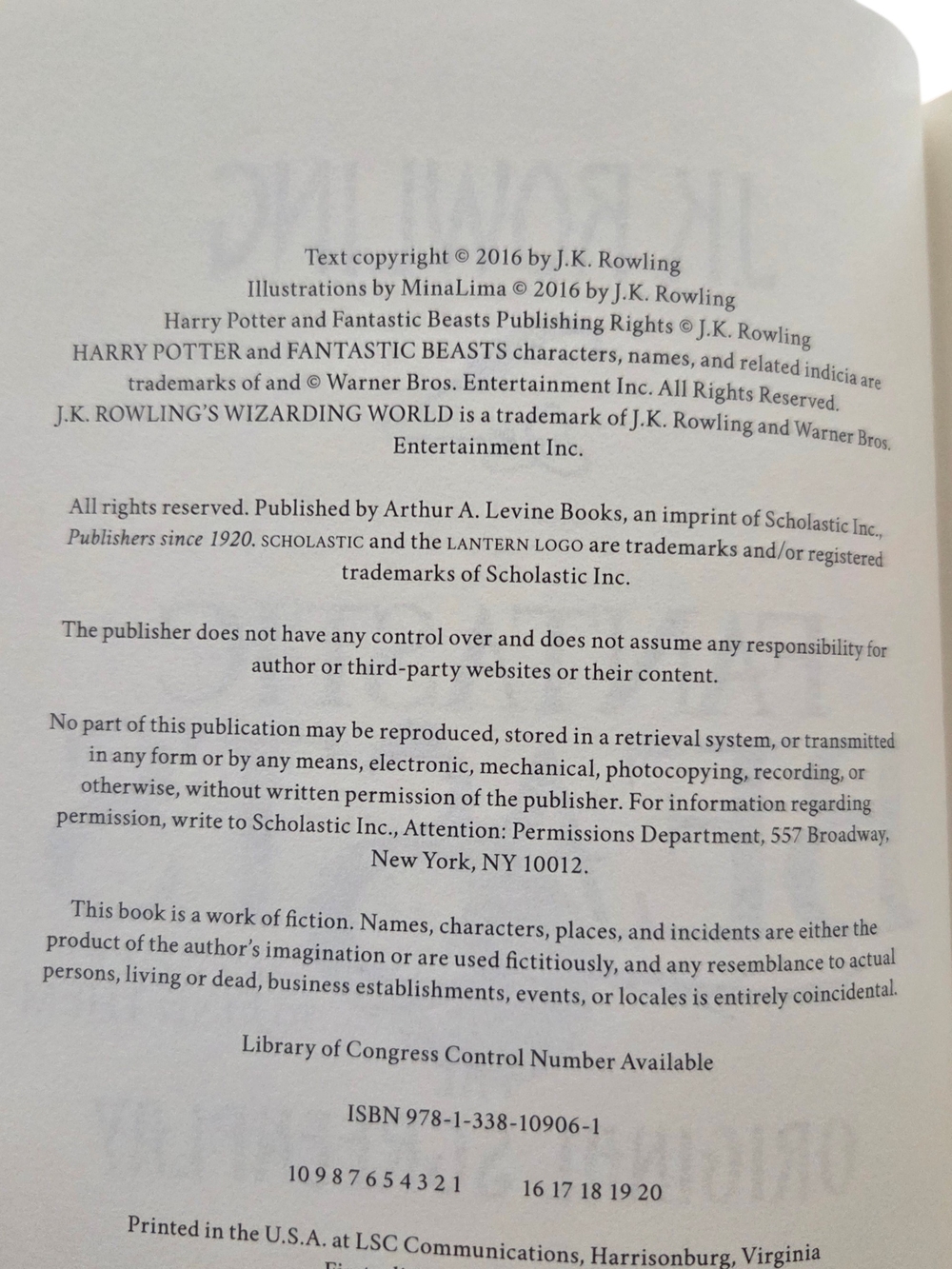 Fantastic Beasts The Original Screenplay - Hardcover 1st Edition Printed 2016 - Picture 3 of 4